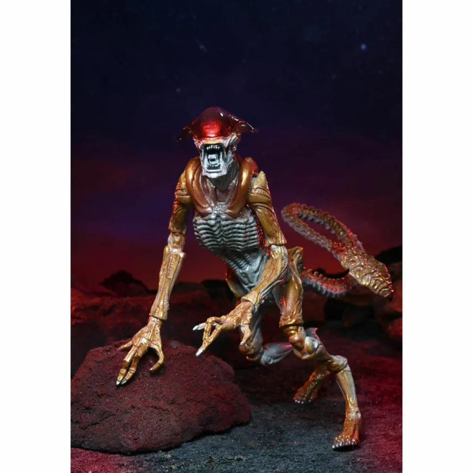 Aliens - Panther Alien Kenner Tribute Ultimate 7” Scale Action Figure