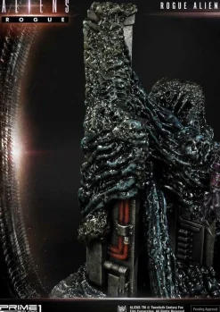 Aliens - Rogue Alien Battle 26” Diorama Statue