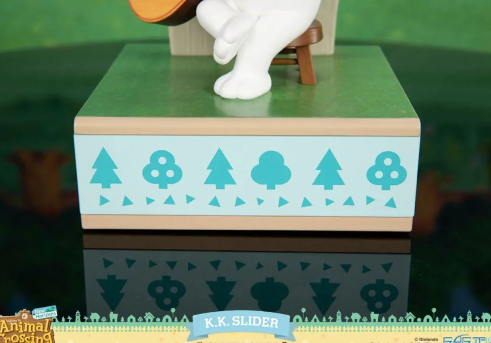 Animal Crossing: New Horizons - K.K. Slider 9" PVC Statue