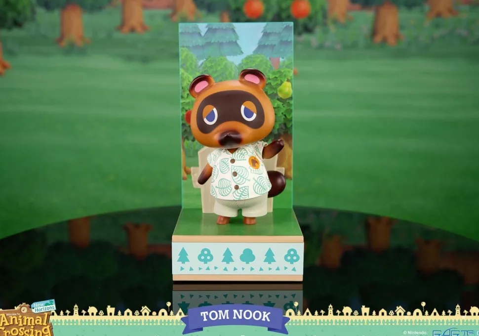 Animal Crossing: New Horizons - Tom Nook (Exclusive Edition) 10" PVC Statue