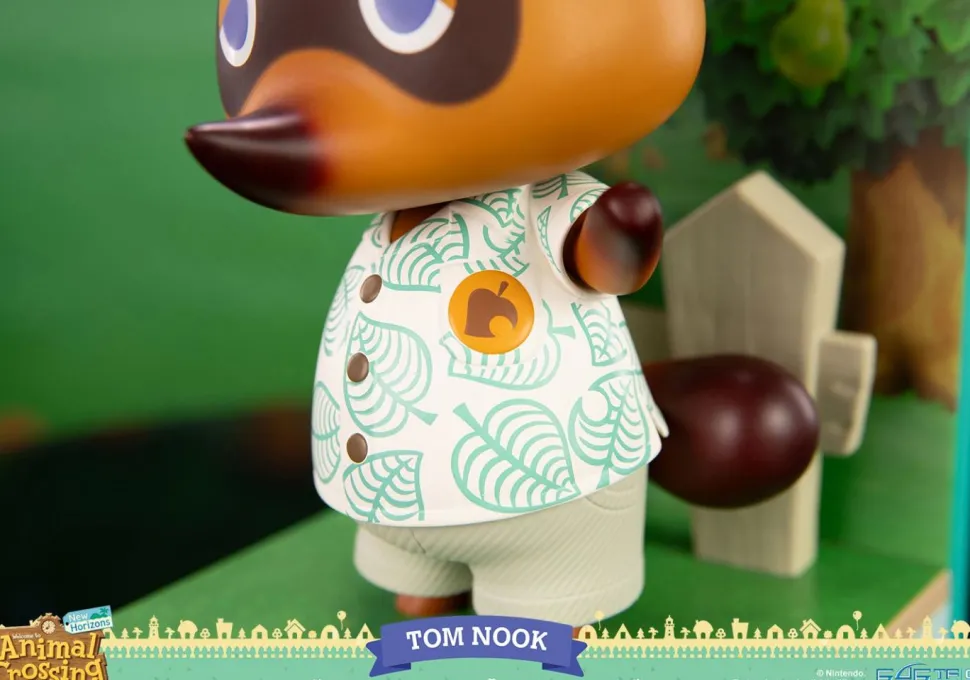 Animal Crossing: New Horizons - Tom Nook (Exclusive Edition) 10" PVC Statue