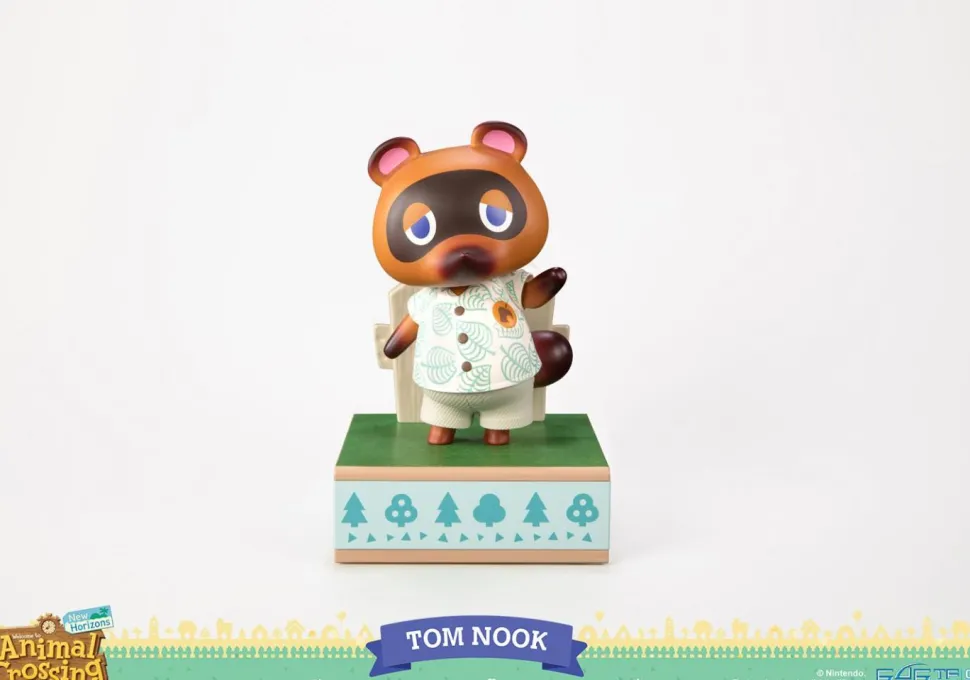 Animal Crossing: New Horizons - Tom Nook (Exclusive Edition) 10" PVC Statue