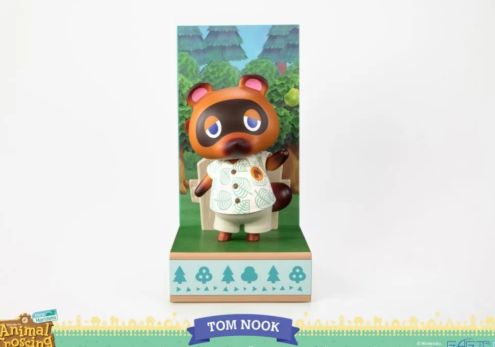 Animal Crossing: New Horizons - Tom Nook (Exclusive Edition) 10" PVC Statue