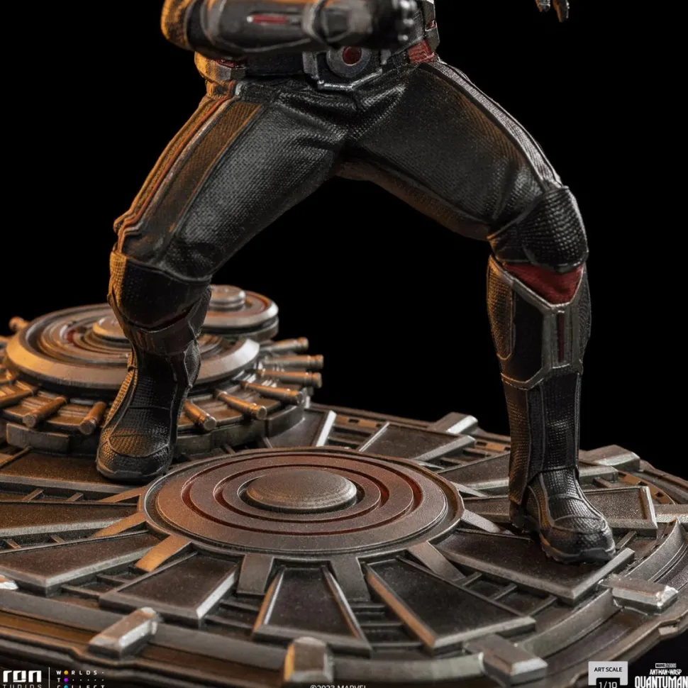 Ant-Man and the Wasp: Quantumania - Ant-Man 1/10th Scale Statue