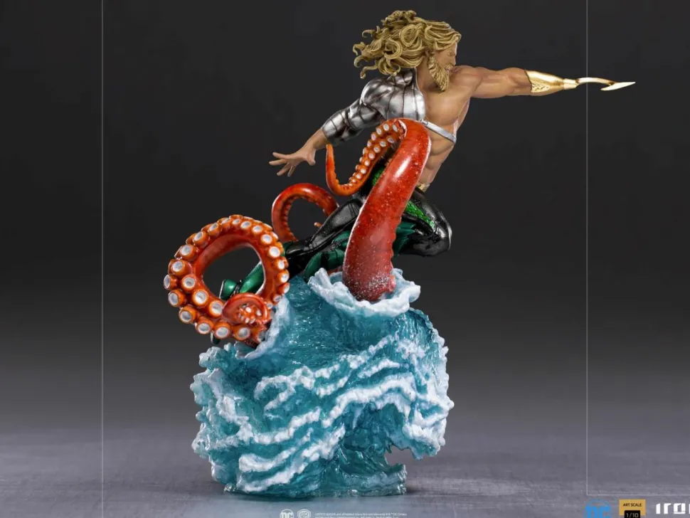 Aquaman - Aquaman Deluxe 1/10th Scale Statue