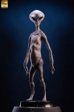 Art of Steve Wang - Reptilian Grey 1/3 Scale Maquette Statue