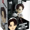 Attack on Titan - Cleaning Levi 4.5” Vinyl Figure