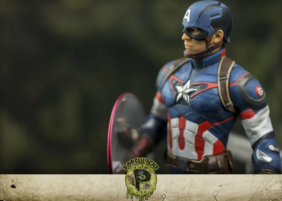 Avengers 2: Age of Ultron - Captain America 1/9th Scale Action Hero Vignette Model Kit Statue