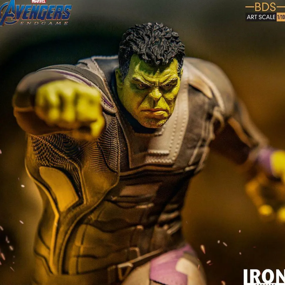 Avengers 4: Endgame - Hulk Deluxe 1/10th Scale Statue (Int Sales Only)