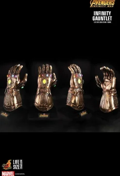 Avengers 3: Infinity War - Infinity Gauntlet 1:1 Scale Life-Size Replica