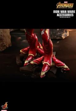 Avengers 3: Infinity War - Iron Man Mark L (50) 1/6th Scale Hot Toys Accessory Set