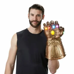 Avengers 3: Infinity War - Infinity Gauntlet Marvel Legends 1:1 Scale Life-Size Prop Replica