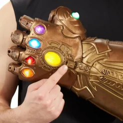 Avengers 3: Infinity War - Infinity Gauntlet Marvel Legends 1:1 Scale Life-Size Prop Replica