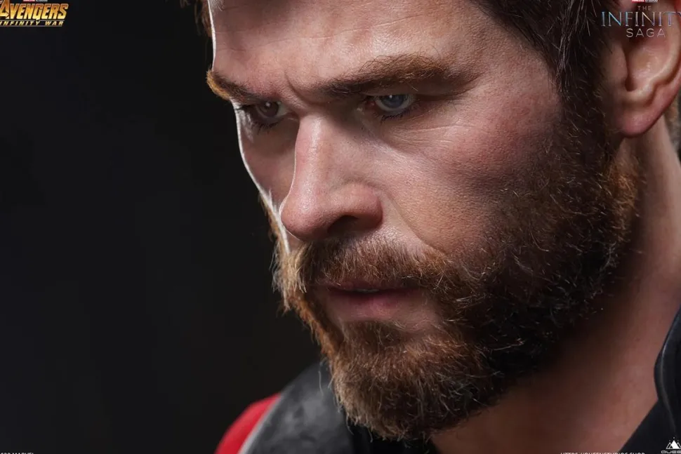 Avengers: Infinity War - Thor 1:1 Scale Life Size Bust (Battery Compliant)