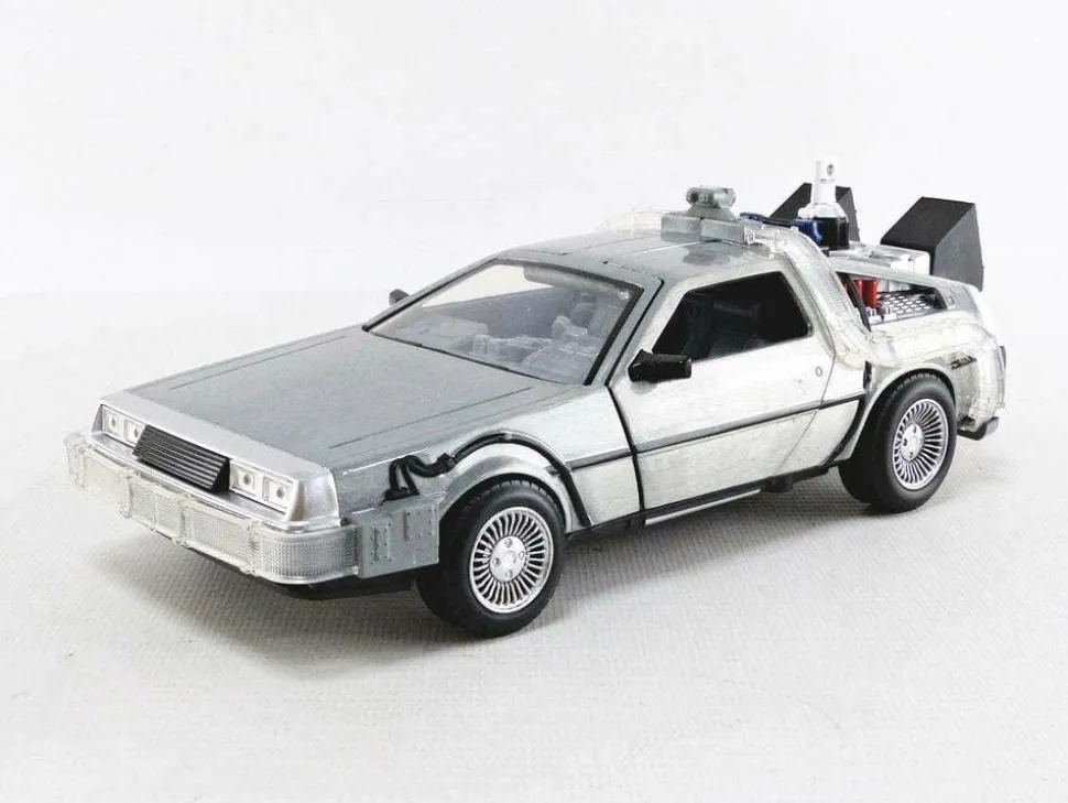 Back to the Future 2 - DeLorean Time Machine Hollywood Rides 1/24th Scale Die-Cast Vehicle