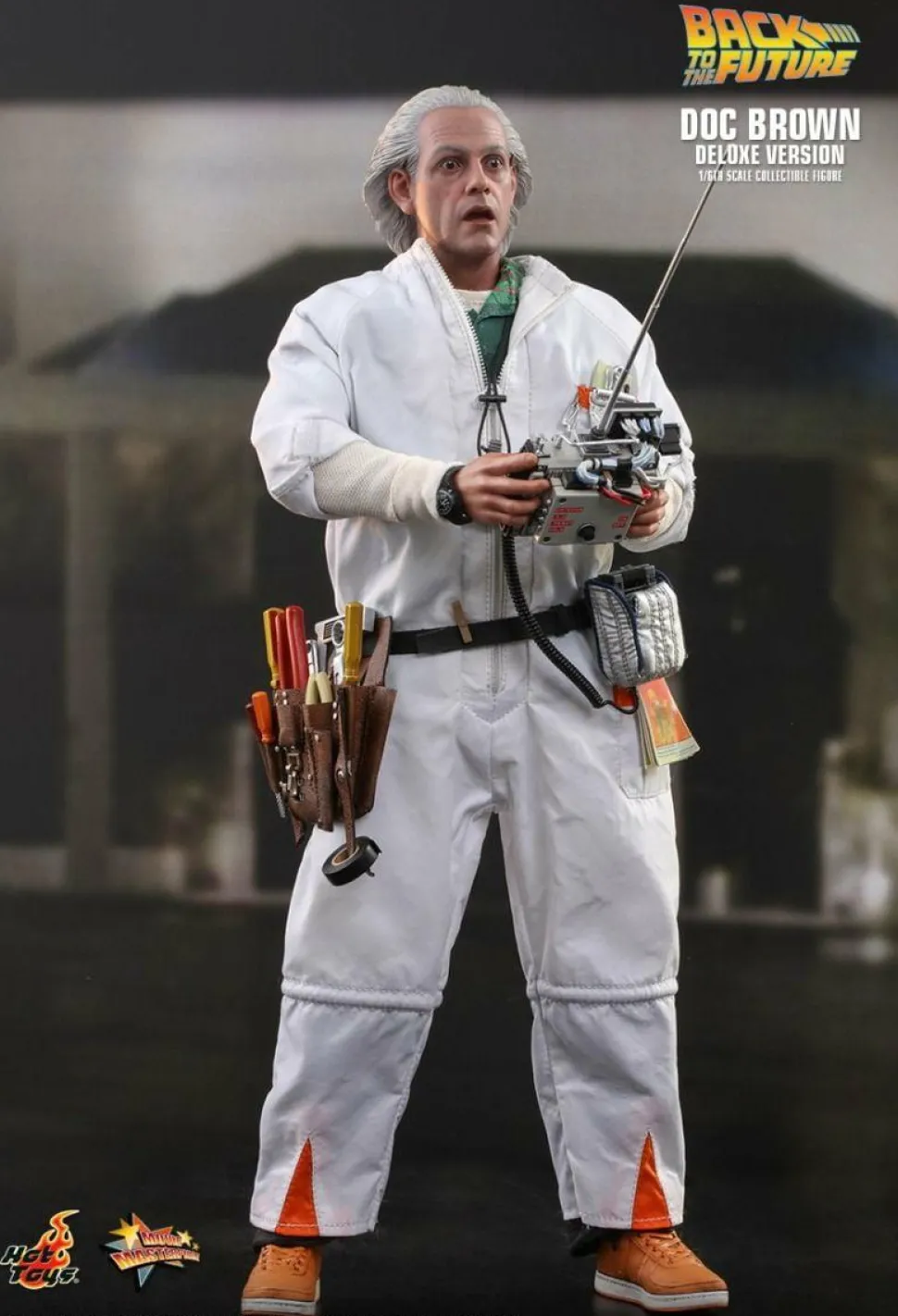 Back to the Future - Doc Brown Deluxe 1/6th Scale Hot Toys Action Figure