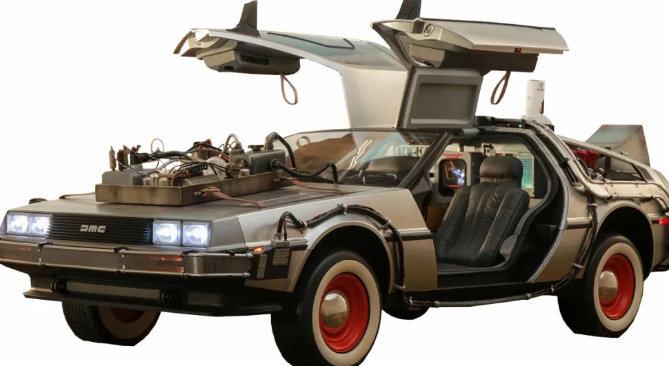 Back to the Future Part III - DeLorean Time Machine 1/6th Scale Hot Toys Action Figure Vehicle Accessory