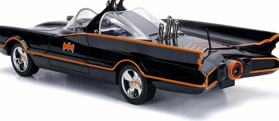 Batman (1966) - Batman and Robin with Batmobile 1/18th Scale Hollywood Rides Die-Cast Vehicle Replica