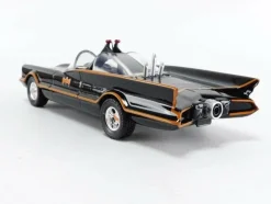 Batman (1966) - Batman with Batmobile 1/32 Scale Hollywood Rides Die-Cast Vehicle Replica