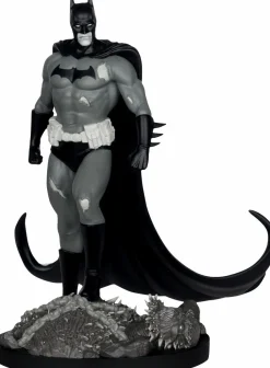 Batman - Batman by Bjorn Barends Black & White 1/10th Scale Statue