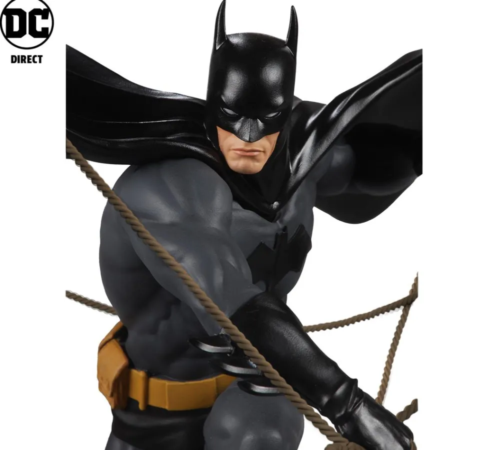 Batman - Batman by Dan Mora DC Designer Series 1/6th Scale Statue
