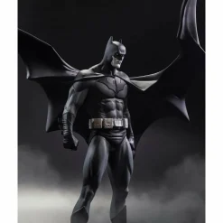 Batman - Batman by Jorge Jimenez Black & White 1/10th Scale Statue