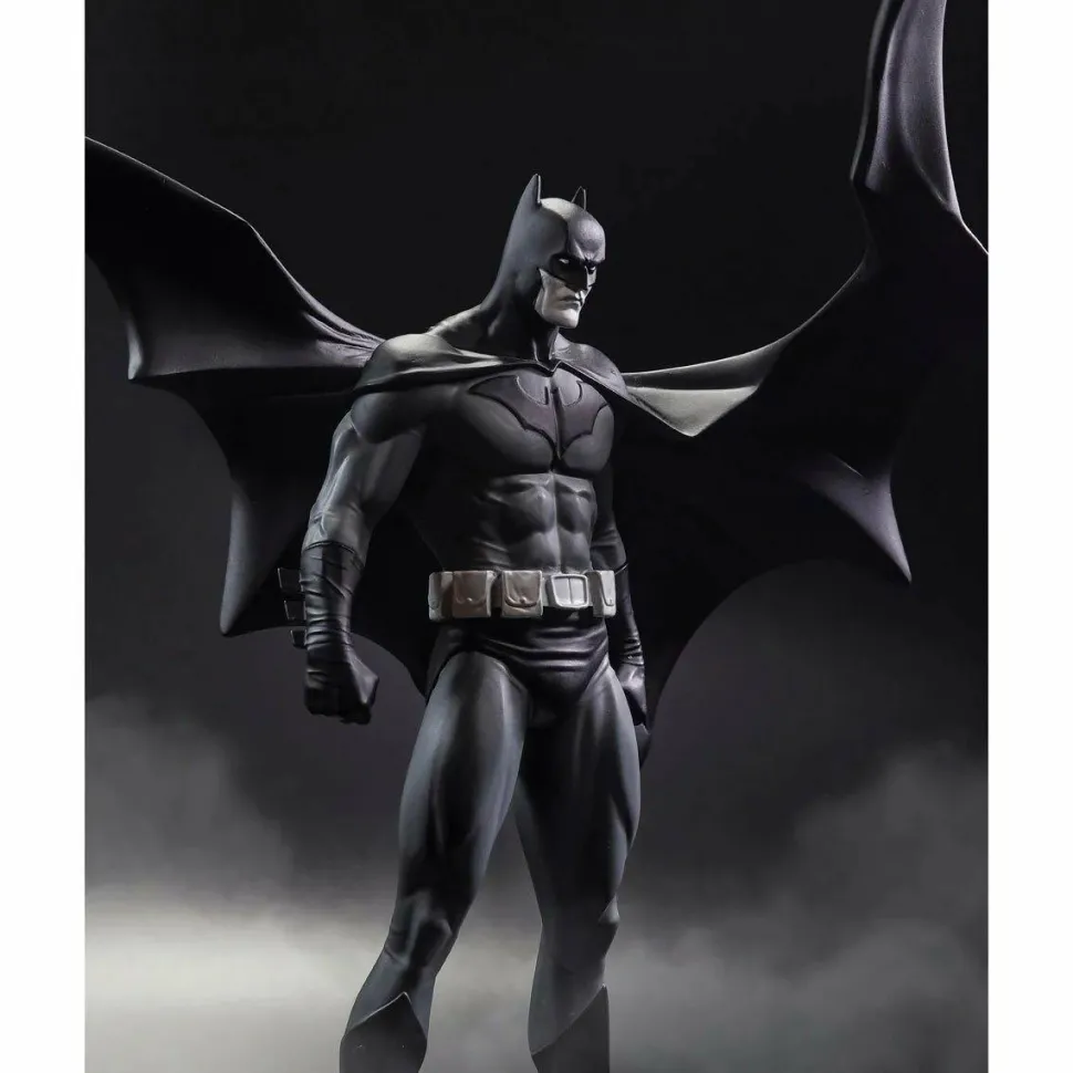 Batman - Batman by Jorge Jimenez Black & White 1/10th Scale Statue