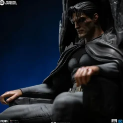 Batman - Batman Identity Legacy Replica 1/4 Scale Statue