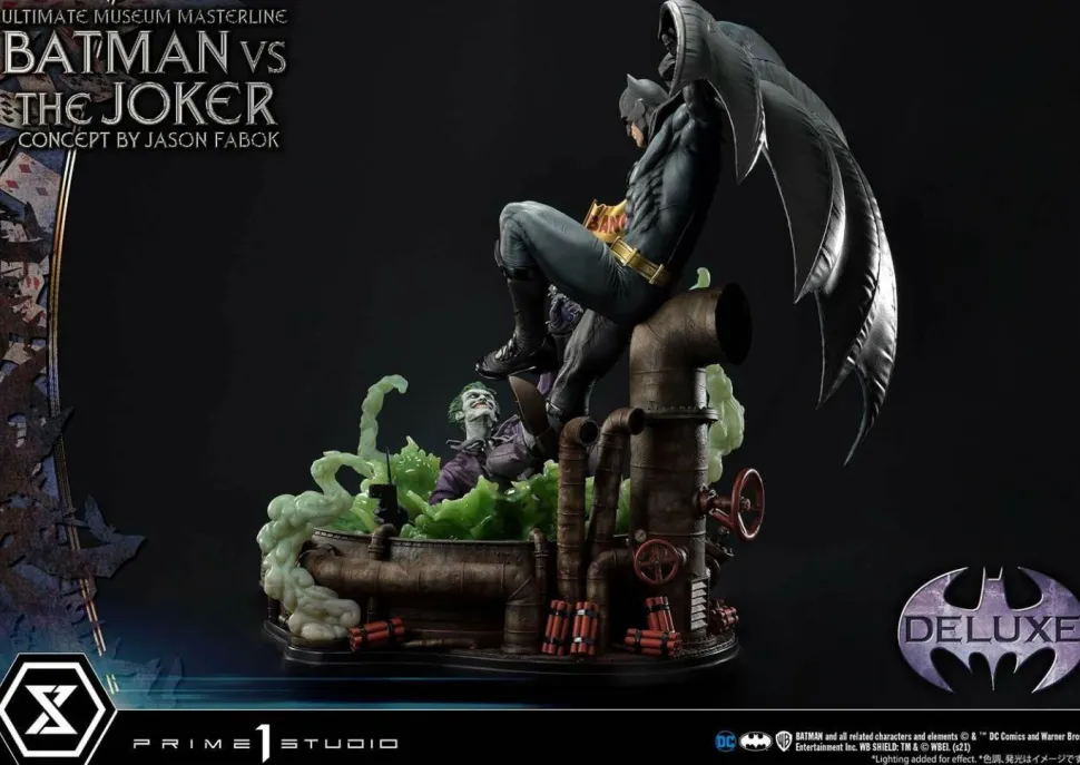 Batman - Batman vs The Joker Deluxe 1/3 Scale Statue