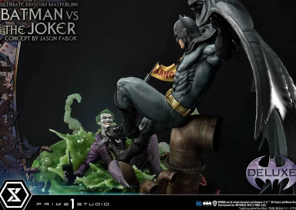 Batman - Batman vs The Joker Deluxe 1/3 Scale Statue