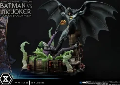 Batman - Batman vs The Joker Deluxe 1/3 Scale Statue