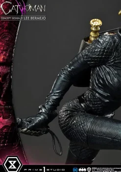 Batman - Catwoman 1/3 Scale Statue by Lee Bermejo