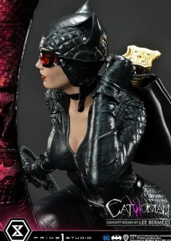 Batman - Catwoman 1/3 Scale Statue by Lee Bermejo