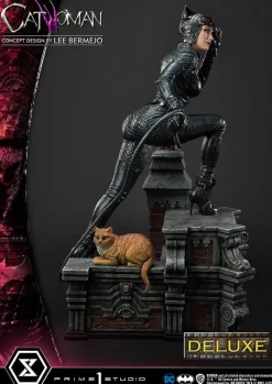 Batman - Catwoman Deluxe 1/3 Scale Statue by Lee Bermejo