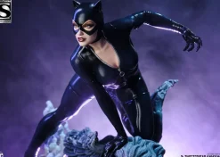 Batman - Catwoman 1/6th Scale Maquette Statue