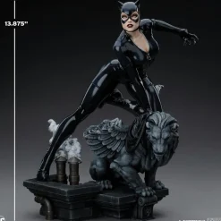 Batman - Catwoman 1/6th Scale Maquette Statue