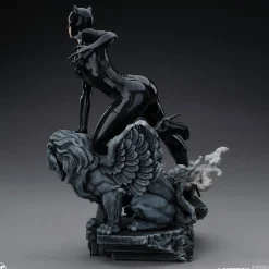 Batman - Catwoman 1/6th Scale Maquette Statue