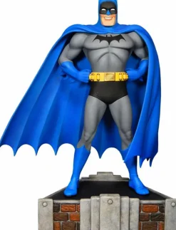 Batman - Classic Batman Maquette Statue