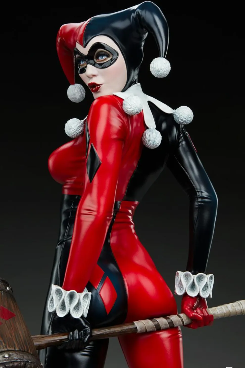 Batman - Harley Quinn: Hell on Wheels (Comic Variant) Premium Format Statue