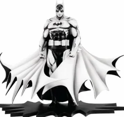 Batman - Neal Adams' Batman Black & White Version 1/8th Scale PVC Statue