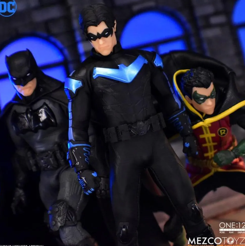 Batman - Nightwing One:12 Collective 1/12th Scale Action Figure