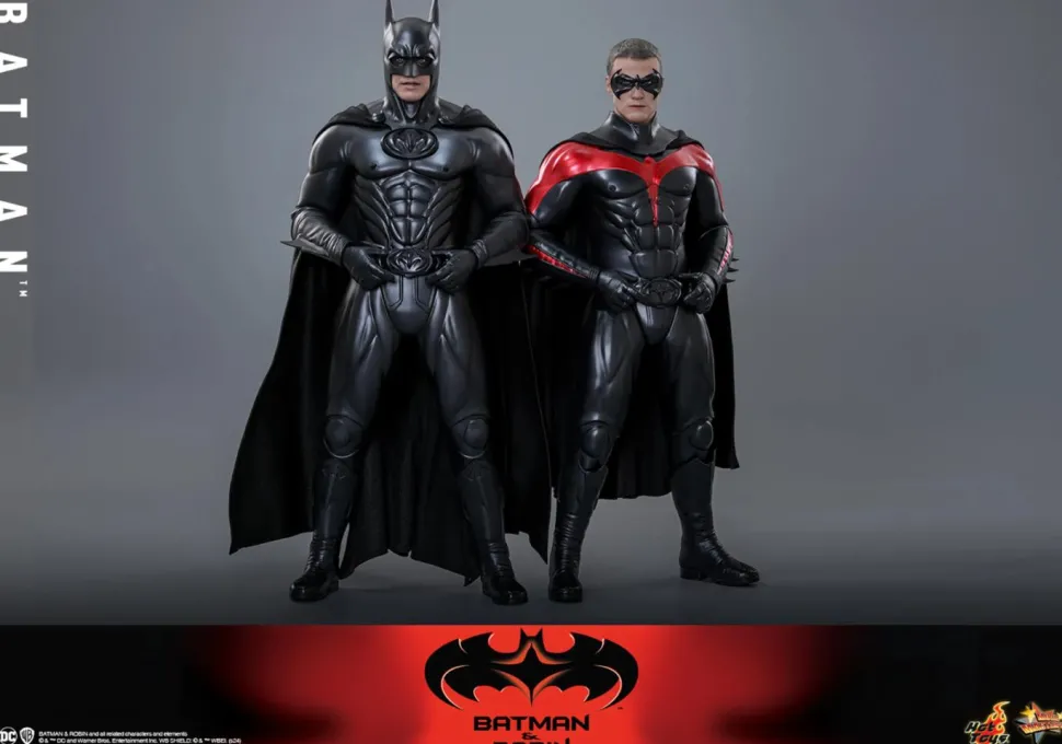 Batman & Robin (1997) - Batman 1/6th Scale Hot Toys Action Figure
