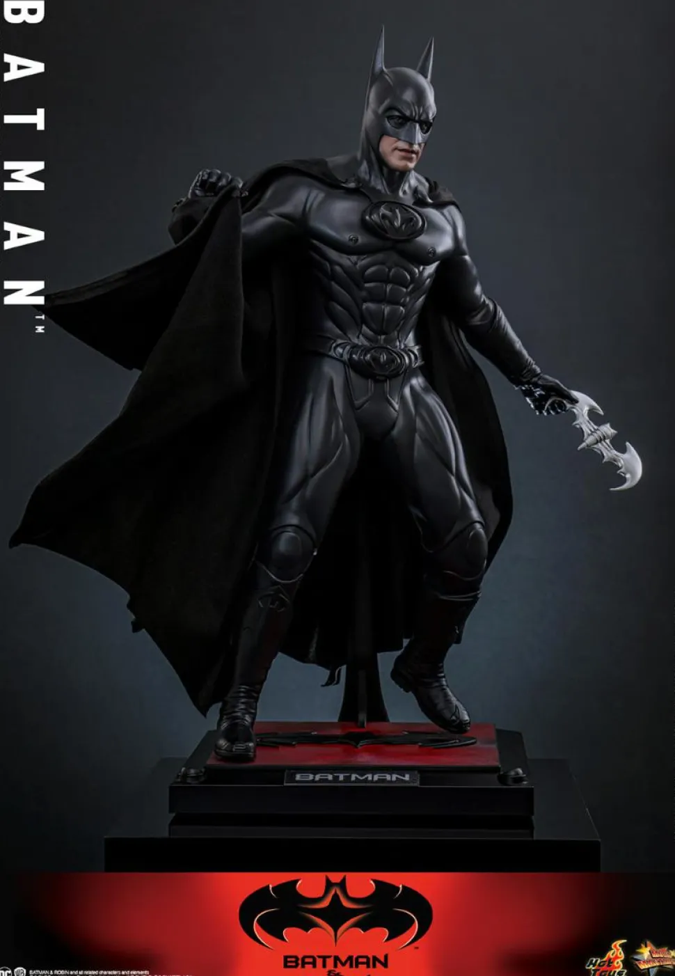 Batman & Robin (1997) - Batman 1/6th Scale Hot Toys Action Figure