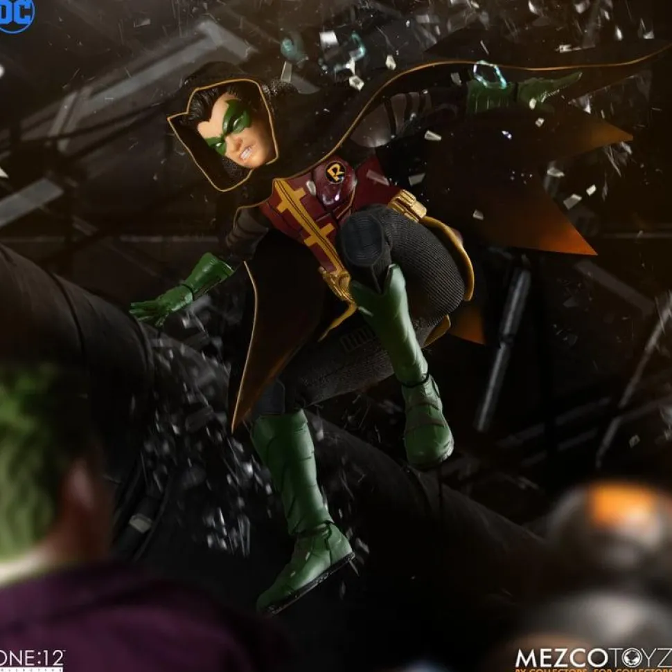 Batman - Robin (Damian Wayne) One:12 Collective 1/12th Scale Action Figure