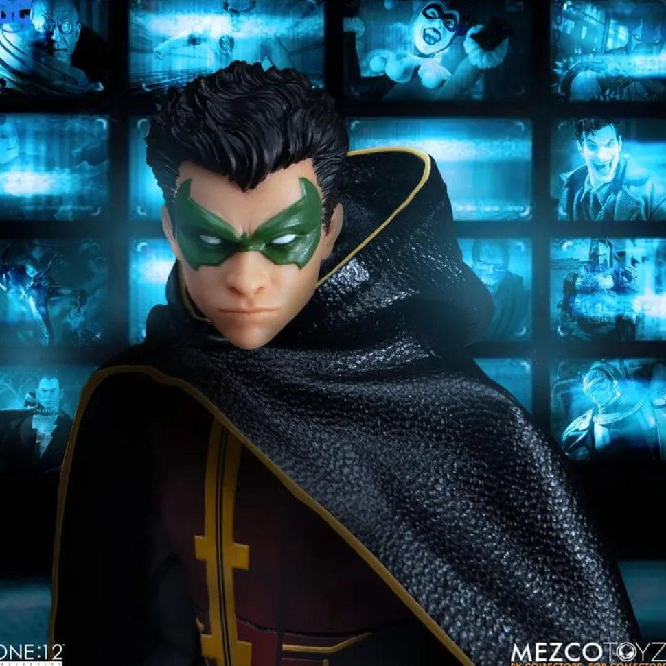 Batman - Robin (Damian Wayne) One:12 Collective 1/12th Scale Action Figure
