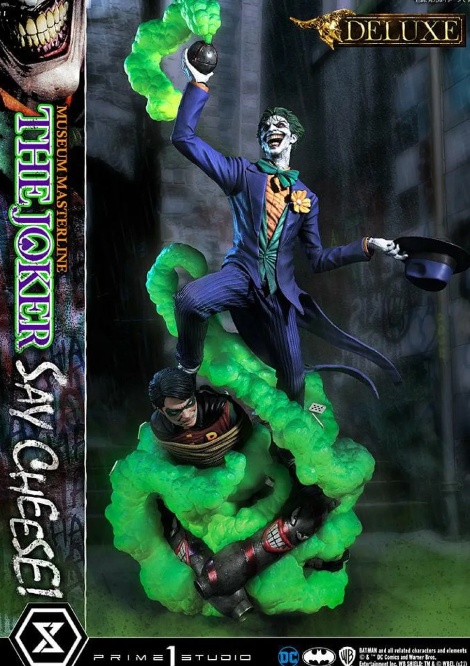 Batman - The Joker “Say Cheese” Deluxe 1/3 Scale Statue