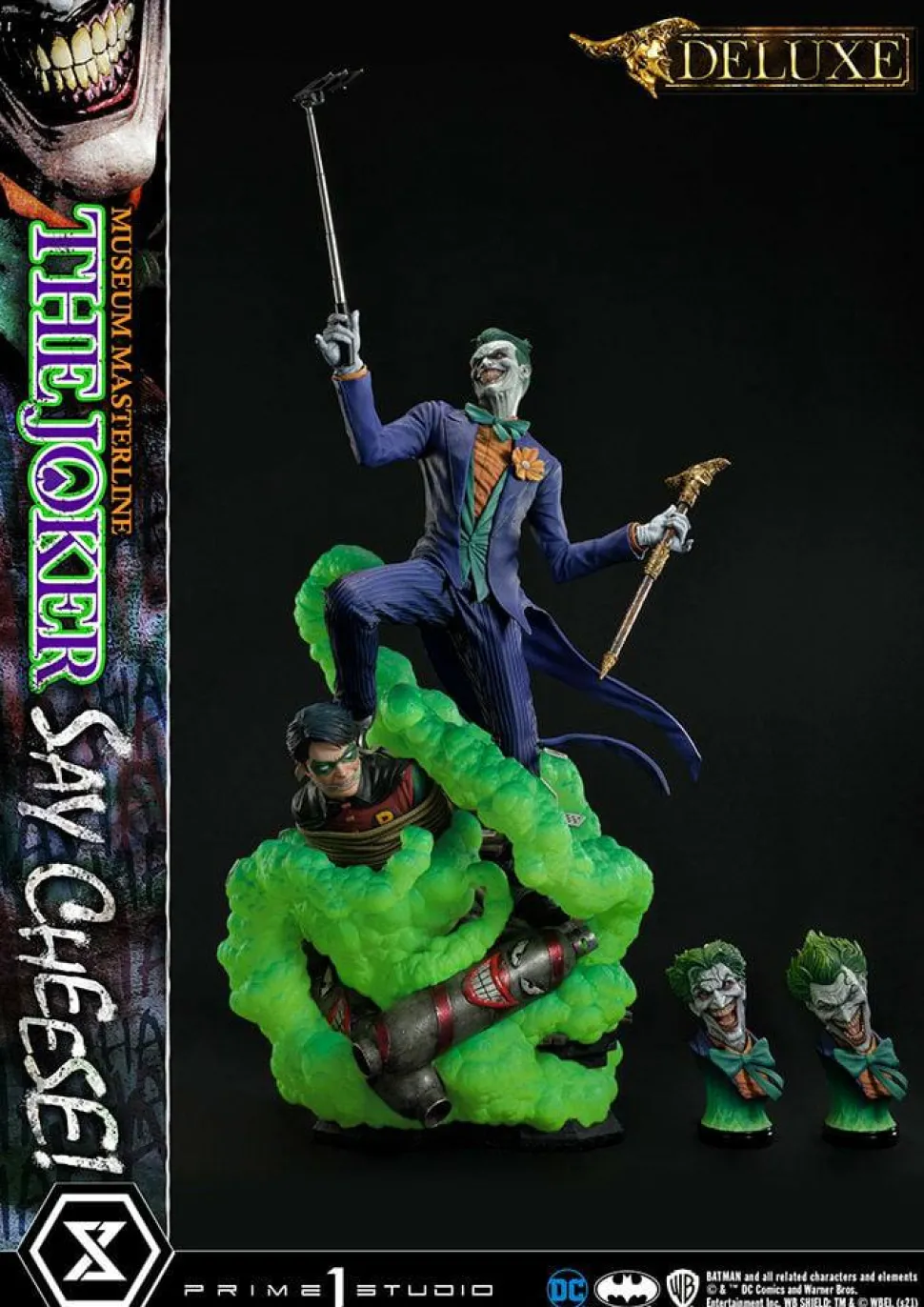 Batman - The Joker “Say Cheese” Deluxe 1/3 Scale Statue