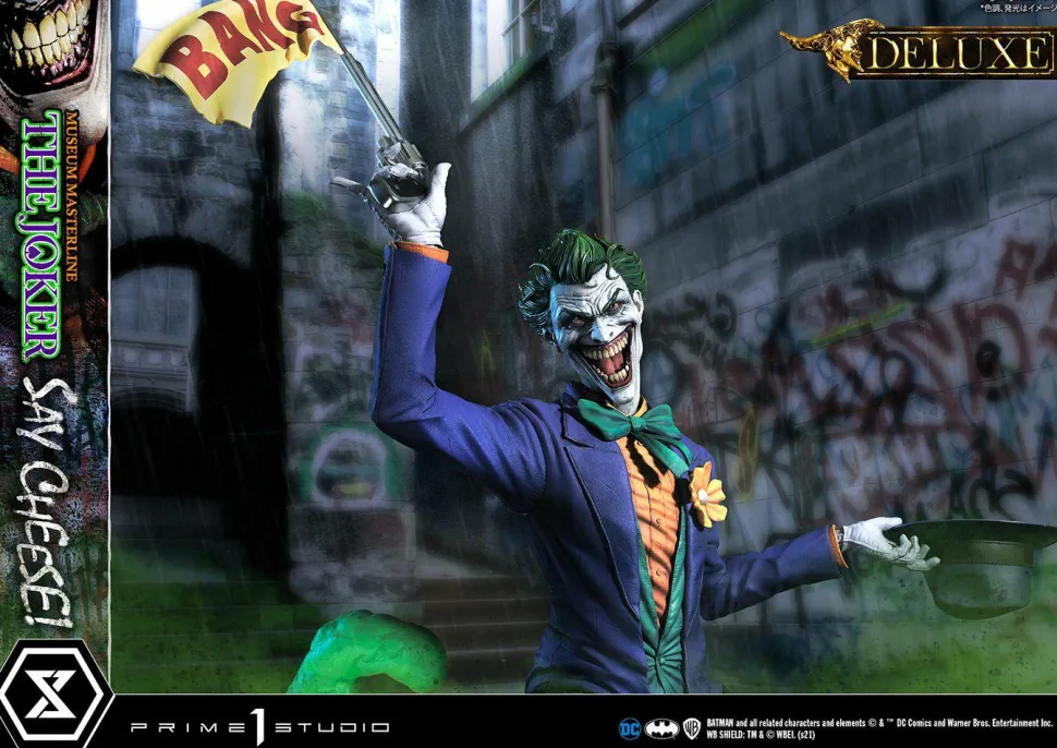 Batman - The Joker “Say Cheese” Deluxe 1/3 Scale Statue