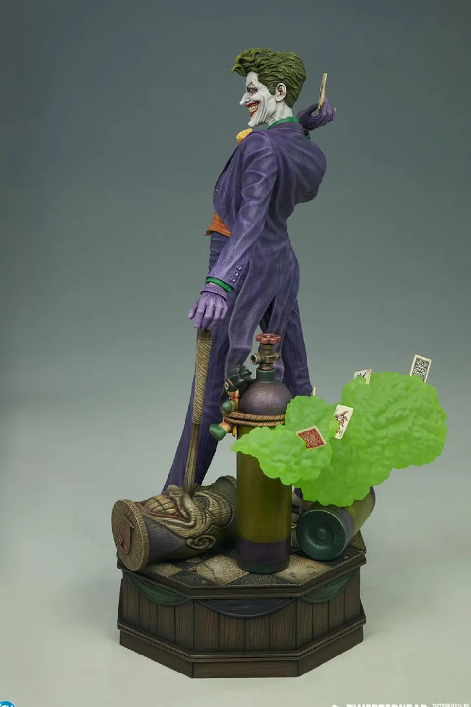 Batman - The Joker (Super Powers) 1/4 Scale Maquette Statue