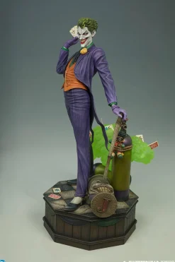 Batman - The Joker (Super Powers) 1/4 Scale Maquette Statue